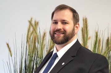 Portraitbild des neuen Professors