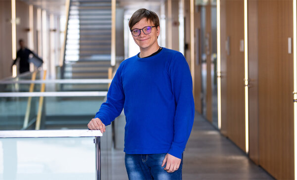 Julian Schubert, B.A.