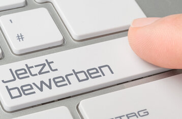 Symbolbild: Tastatur mit Berwerbungsbutton