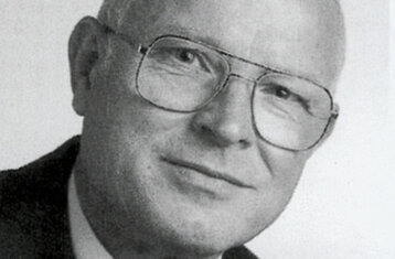 Portait von Professor Dr. Walter Zahradnik