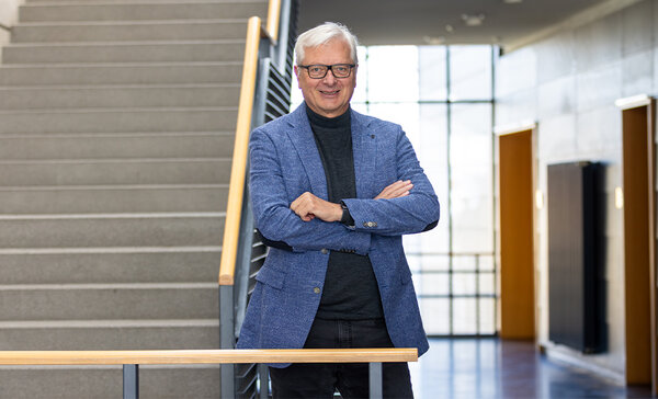 Prof. Dr. Wolf-Dietrich Schneider