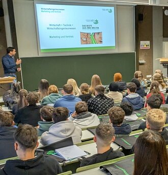 Schülerinnen und Schüler des WG Donaueschingen nehmen an Marketing-Workshop teil