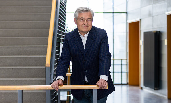 Prof. Dr. oec. Niels Behrmann, Dipl. Ing.