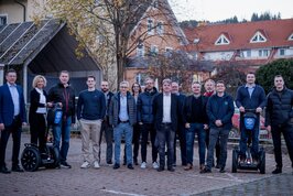 Gruppenfoto der Mitglieder des Industriebeirats der Fakultät 1